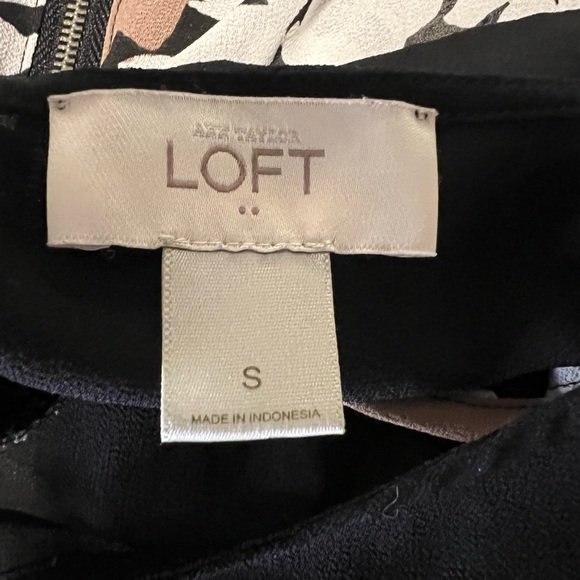 😍😍 Sheer LOFT‎ Top small - Picture 7 of 7